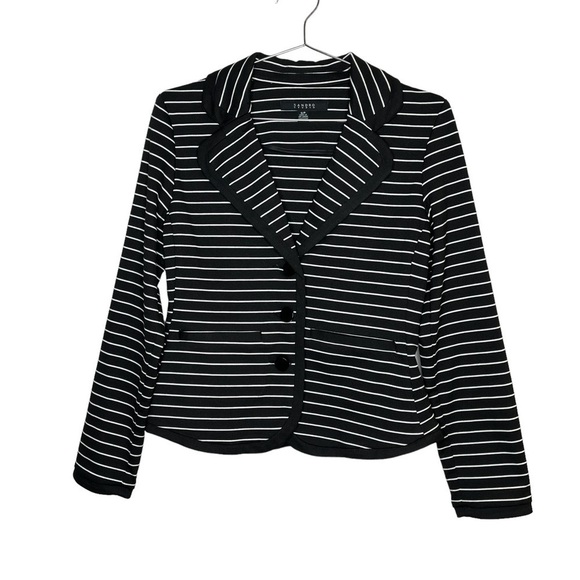 SANDRO Studio Striped Blazer Wednesday Addams Black & White Dark Academia - Picture 1 of 7